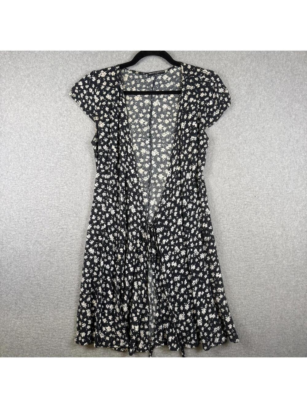 Brandy Melville Women's Size OS Black White Floral Sleeveless Open Back Dress